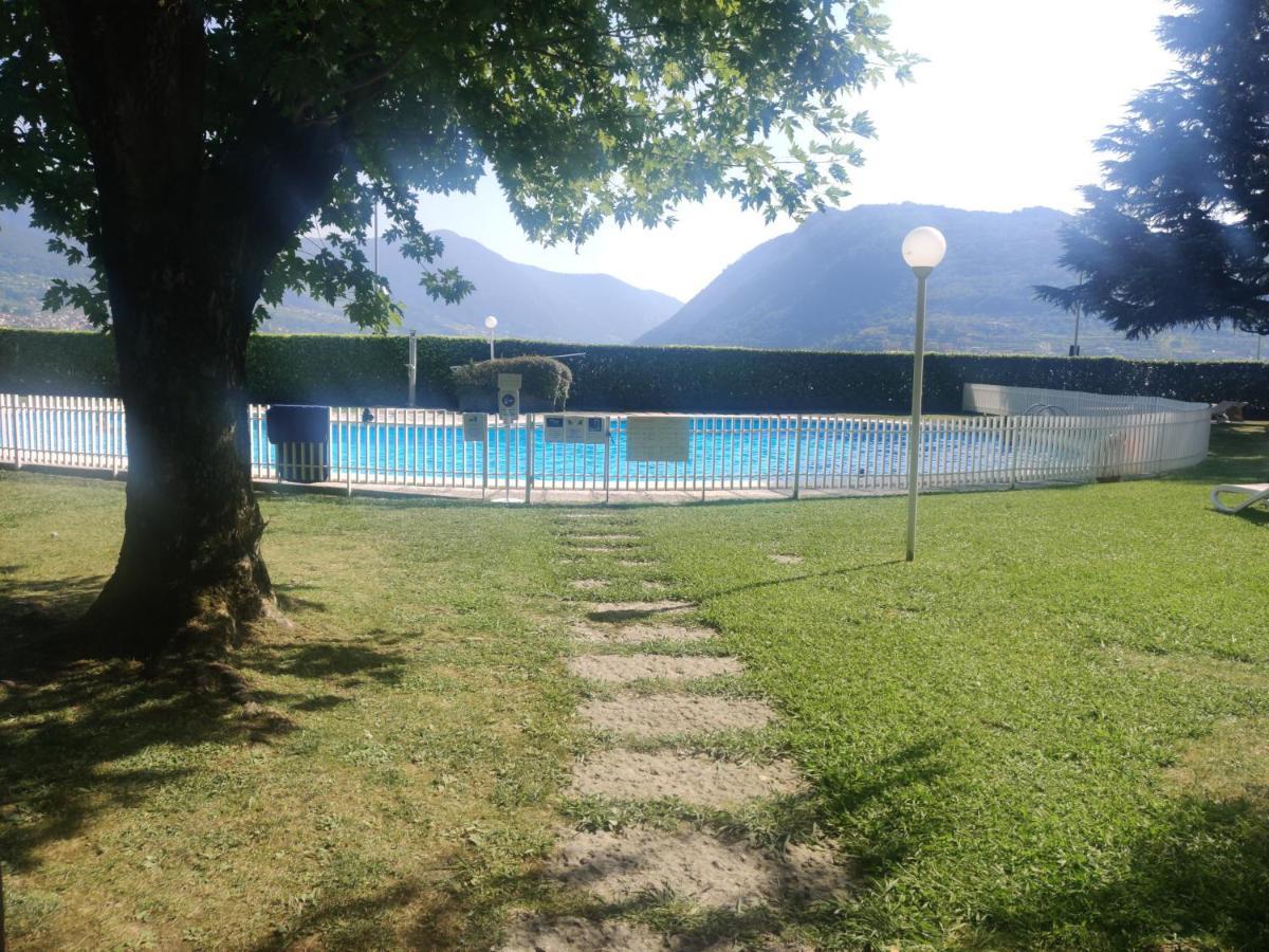 Appartamento Nelly - Per 4 Persone - Caray Park - Sale Marasino - Lago D'Iseo Marone Eksteriør billede